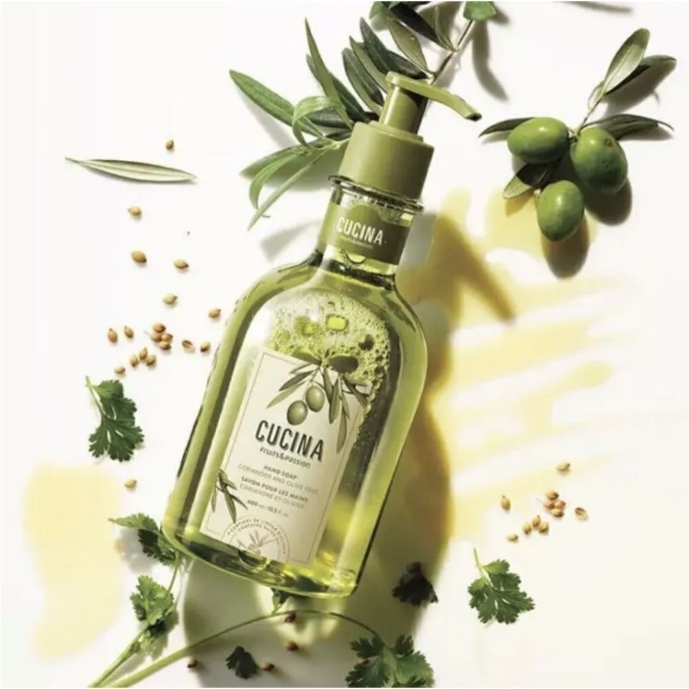 AVON CUCINA FRUITS&PASSION CUCINA HAND SOAP CORIANDER & OLIVE TREE 13.5 FL OZ